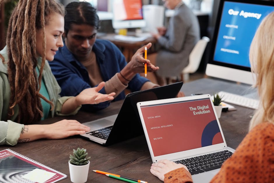 Agencia de marketing vs freelance vs hacerlo tú: qué te conviene